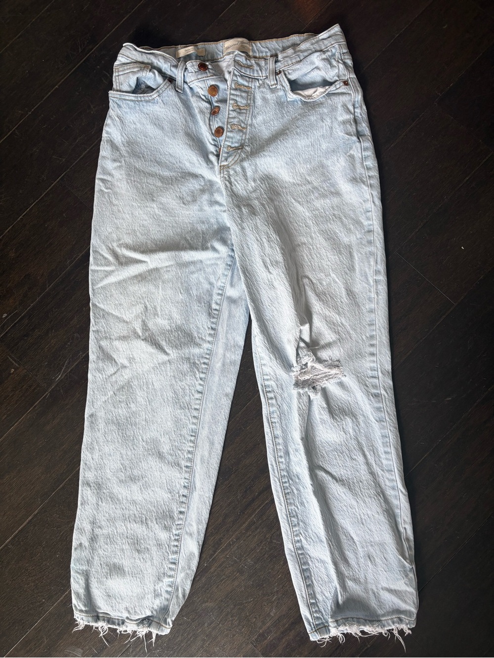 Universal Thread Light Wash Boyfriend Jeans with Button Fly Size 10
